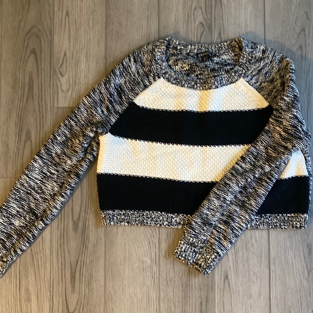 Black and white knit crop sweater